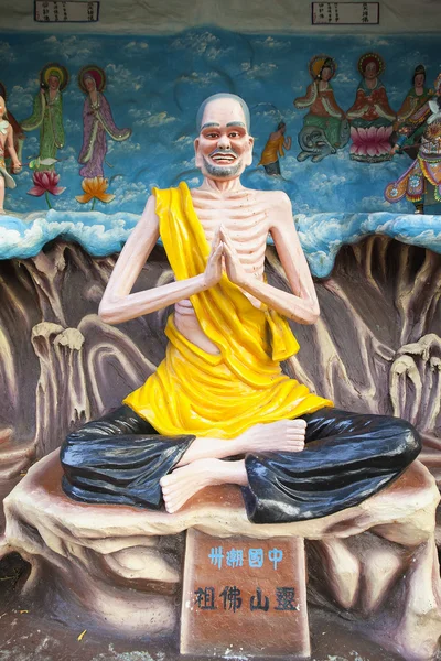 Living Buddha Ji Gong Statue — Stock Photo, Image