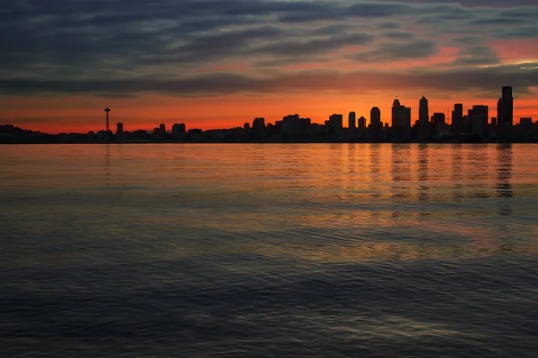 Panorama Seattlu za svítání — Stock fotografie