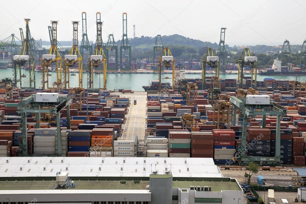 Portl of Singapore Shipyard with Containers