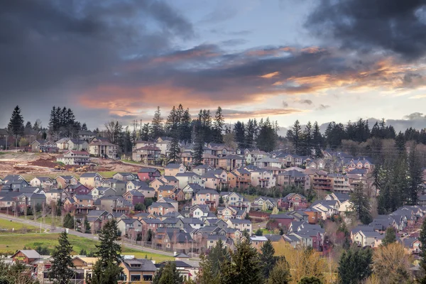 Cloudy Sunset Over North America Suburban Residential Subdivisio — Stock Photo, Image