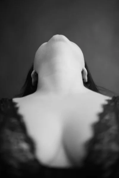Szczegóły Kobiecego Ciała Proste Czarno Białe Zdjęcia Zbliżeniowe Rozmycie Zamazana — Zdjęcie stockowe