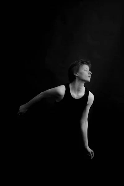 Tanečnice Tančí Vyjadřuje Tělem Stock Fotografie
