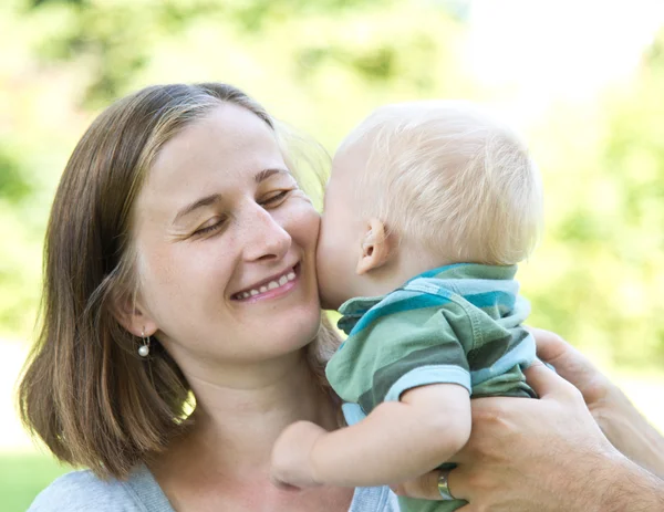 Mamma med barn — Stockfoto