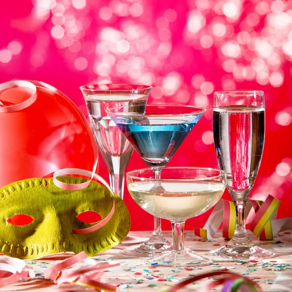 Wine Glasses And Carnival Mask — Stock Photo, Image