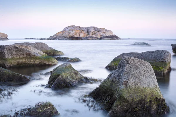 Costa rochosa na Noruega — Fotografia de Stock