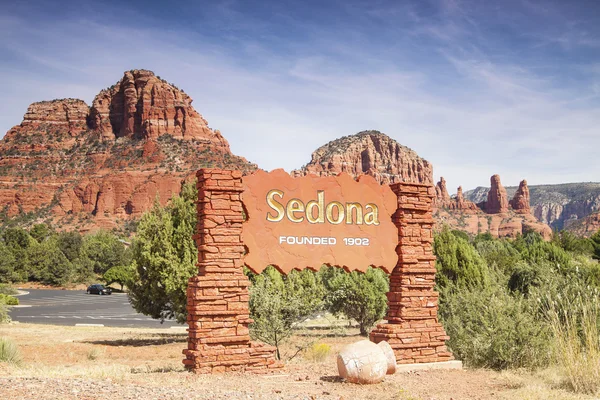 Willkommensschild für sedona arizona — Stockfoto