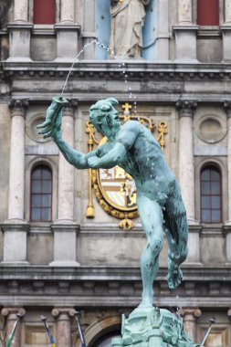 antwerp şehir merkezinde Brabo Çeşmesi