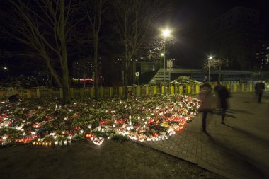 riga, Letonya, Avrupa süpermarket'in tavan çöktü