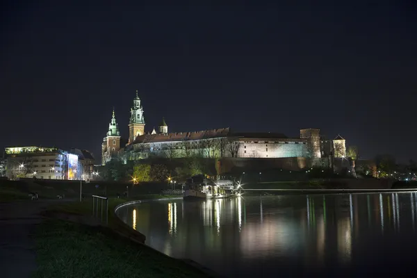 Wawel i Krakow om natten, Polen, Europa - Stock-foto