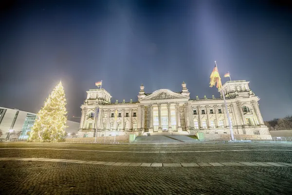 Parlamento do Reichstag Edifícios em Berlim, Alemanha — Fotografia de Stock