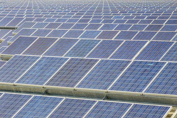 Renewable energy- Solar energy — Stock Photo, Image