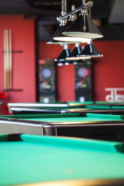 modern Bilardo kulüp oynamak için davet