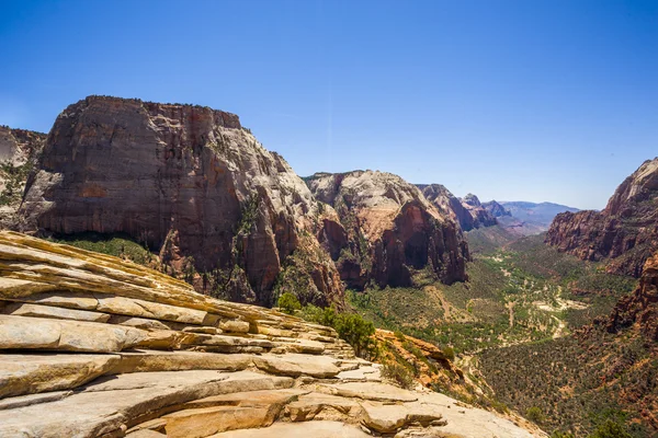 Luchtfoto uitzicht van zion national park. — Stockfoto