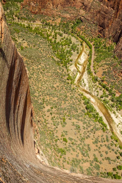 Hermosas vistas aéreas desde el Parque Nacional Zion . — Foto de Stock