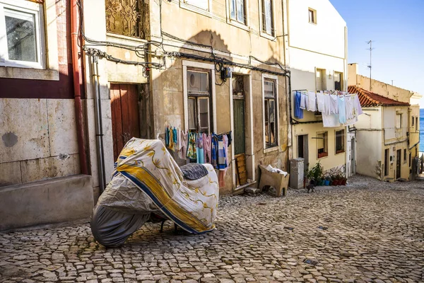 Steep Street Sesimbra Downtown Covered Motorbike Setubal District Portugal — Foto de Stock