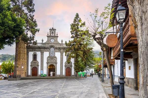 Centro Histórico Con Una Iglesia Teror Gran Canaria Islas Canarias —  Fotos de Stock