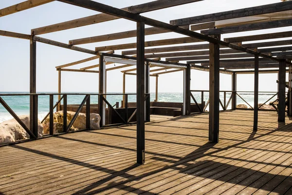 Terrazza Fronte Mare Legno Durante Giornata Sole Algarve Portogallo — Foto Stock