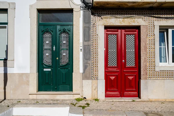 Deuren Naar Traditionele Portugese Huizen Met Tegels Faro Algarve Portugal — Stockfoto