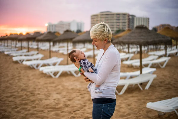 Mother Her Newborn Baby Boy Bonding Beach Resort Sunset Algarve — Stock Photo, Image