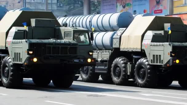 Kiev Ukraine 2021 Système Défense Antimissile 300 Kiev Transport Militaire — Video