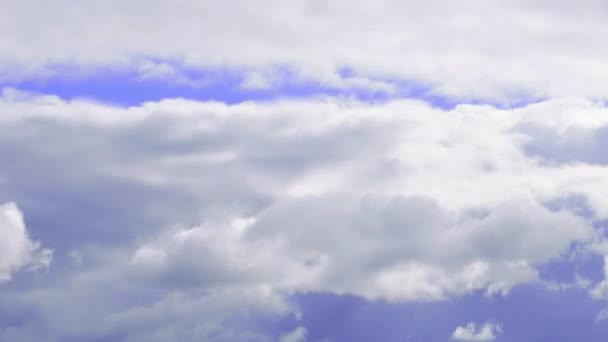 Gökyüzünde Beyaz Bulutlar Hava Uçağının Pencere Manzarası Hızlandırılmış Bulutlar Mavi — Stok video