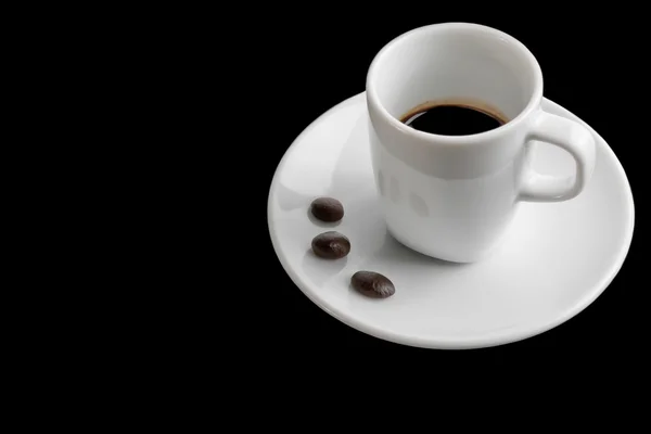 Tasse Kaffee und Kaffeebohnen mit Platz für Text — Stockfoto