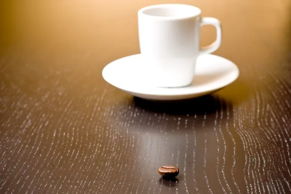 Koffie bean voor ongericht kopje koffie — Stockfoto