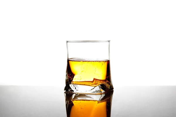 Vidro com bebidas longas — Fotografia de Stock