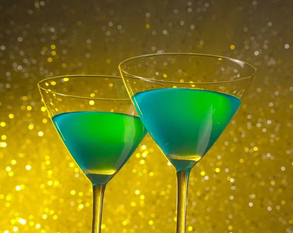 Un paio di bicchieri di cocktail verde — Foto Stock