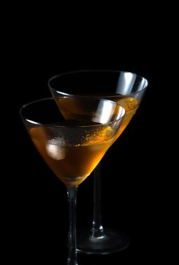 buz ile taze kokteyl bardak