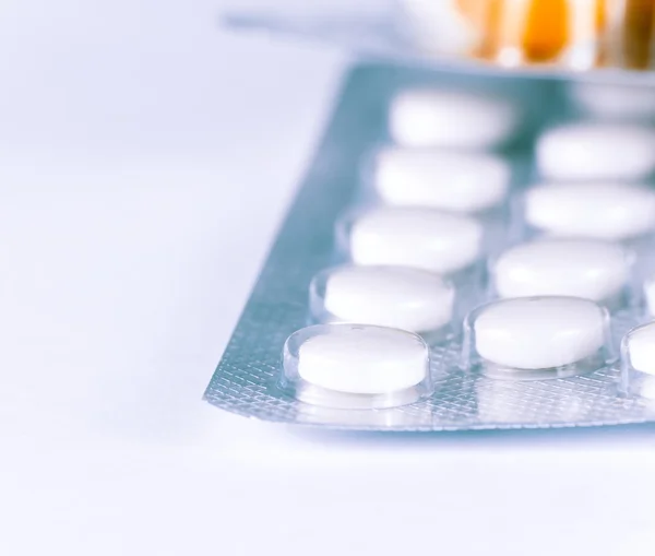 Detail of medicine pills and capsules packed in blisters — Stock Photo, Image