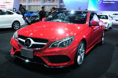 BKK - Kasım 28: yeni mercedes benz e-sınıfı cabriolet üzerinde doğrula