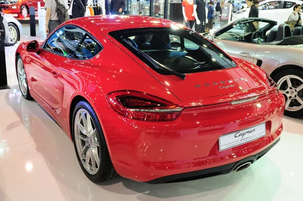 Nonthaburi - 28 Kasım: porsche cayman 30 ekranda — Stok fotoğraf