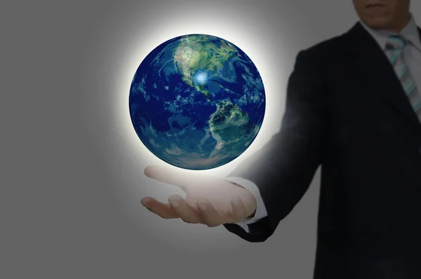Hand of Business Man hold earth globe. Elements of this image fu — Stock Photo, Image