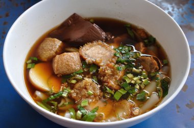 domuz eti ile pirinç unu hamur