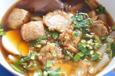 domuz eti ile pirinç unu hamur