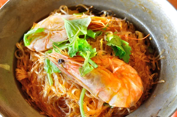 Shrimp potted with vermicelli — Stock Photo, Image