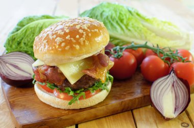 Peynirli hamburger