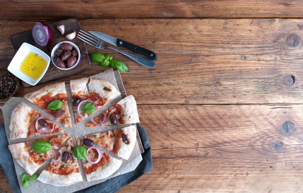 Delicious Homemade Italian Vegetarian Sourdough Pizza — Stock Photo, Image