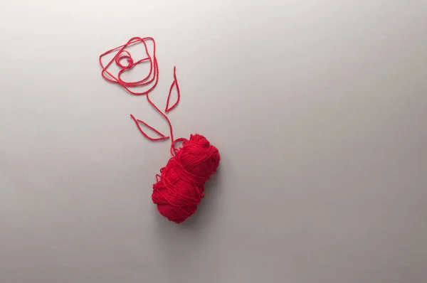 Ball Yarn Wool Shape Red Rose — Stock Photo, Image