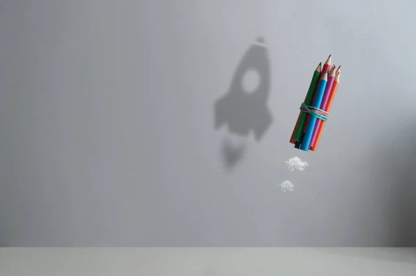 Pencil Air Shadow Rocket Back School Success Realising Dreams Concept — Foto de Stock
