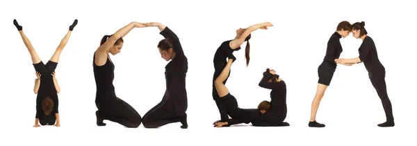 Gente vestida de negro formando palabra YOGA sobre blanco — Foto de Stock