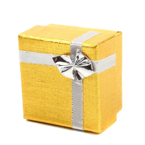 Scatola regalo oro — Foto Stock