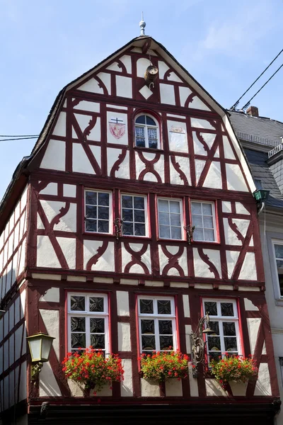 Piękny dom w linz am rhein, Niemcy — Zdjęcie stockowe