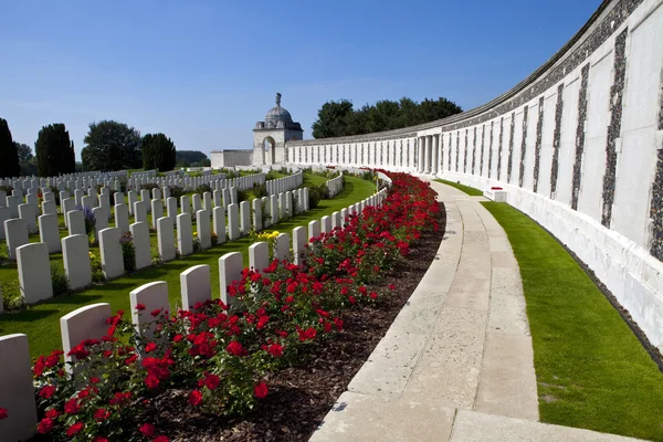 Cemitério Tyne Cot em Ypres — Fotografia de Stock
