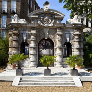 York watergate dolgu bahçeleri