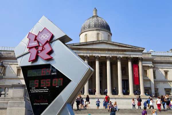 Galería Nacional y reloj de cuenta regresiva olímpica en Londres —  Fotos de Stock