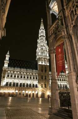 grand place ve Brüksel Belediye Binası