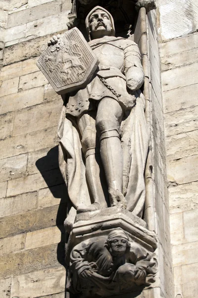 Rzeźba na Ratusz w grand place w Brukseli — Zdjęcie stockowe