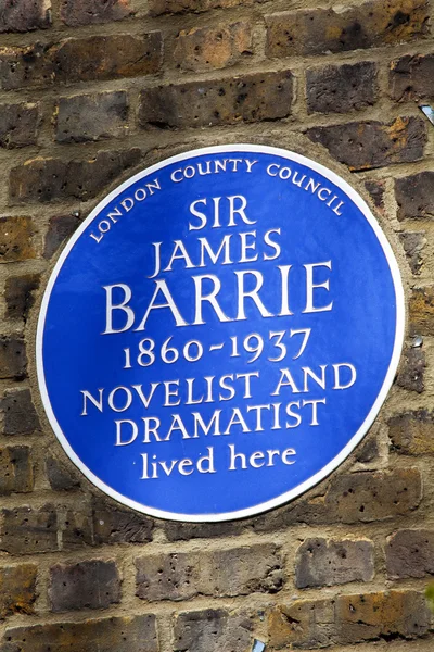 Sir james barrie blue plaque in london — Stockfoto